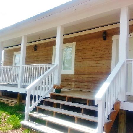 East Glacier Motel & Cabins East Glacier Park Village Bagian luar foto